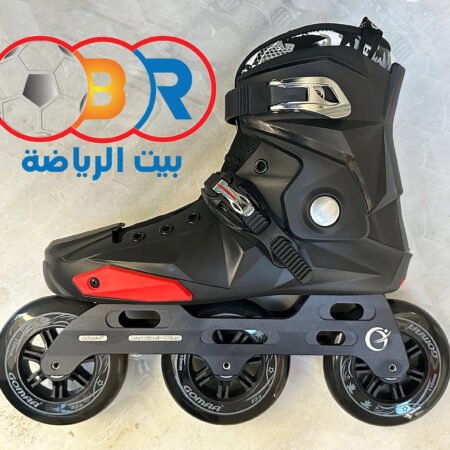 حذاء تزلج ثلاثي العجلات من جوما، أسود وأحمر، AKTG-08 سعر اقتصادي وأداء احترافي